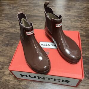 Brand New Hunter Women's Original Chelsea Gloss Rain Boot Brown Bolt US 10